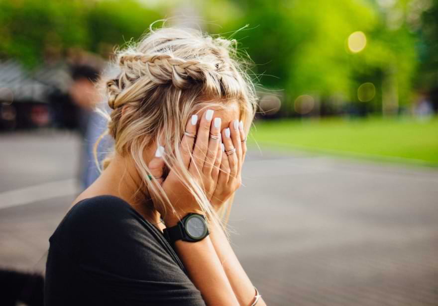 Ragazza vorrebbe depilarsi senza sentire dolore con la ceretta