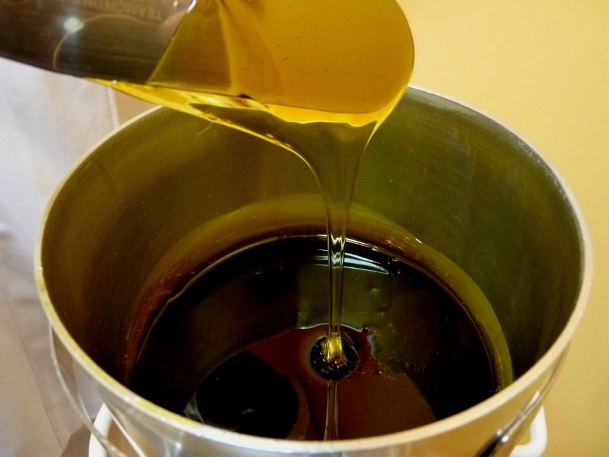 ceretta per la depilazione intima maschile