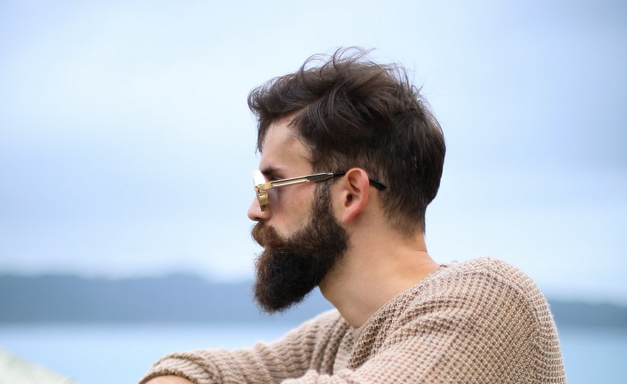 Con la barba folta e scura si hanno risultati più evidenti già nelle prime sedute